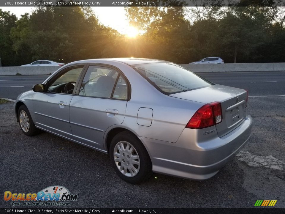 2005 Honda Civic LX Sedan Satin Silver Metallic / Gray Photo #5