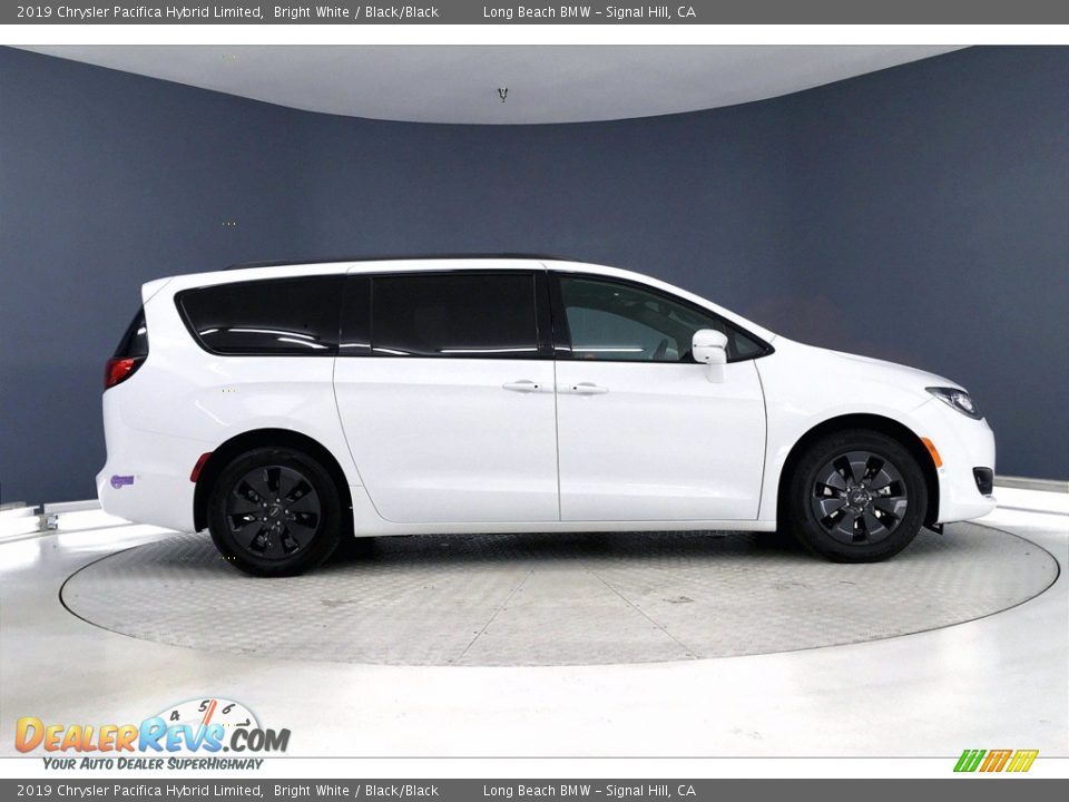 2019 Chrysler Pacifica Hybrid Limited Bright White / Black/Black Photo #14