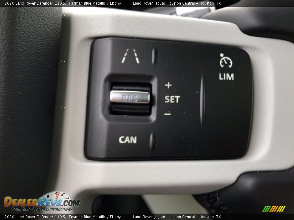 2020 Land Rover Defender 110 S Steering Wheel Photo #16