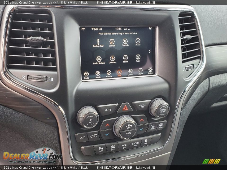 2021 Jeep Grand Cherokee Laredo 4x4 Bright White / Black Photo #14