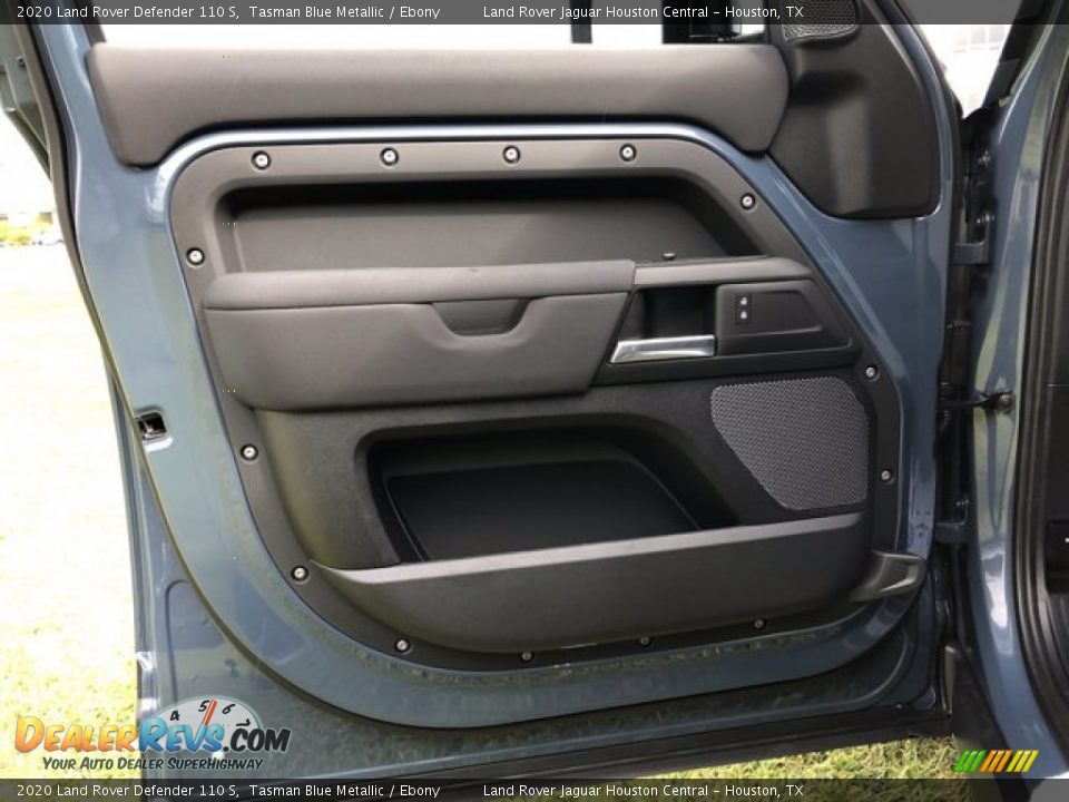 Door Panel of 2020 Land Rover Defender 110 S Photo #27