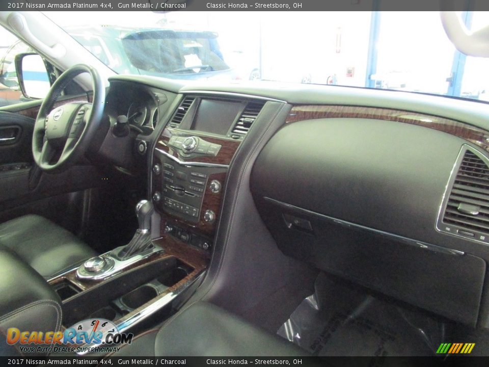 2017 Nissan Armada Platinum 4x4 Gun Metallic / Charcoal Photo #18