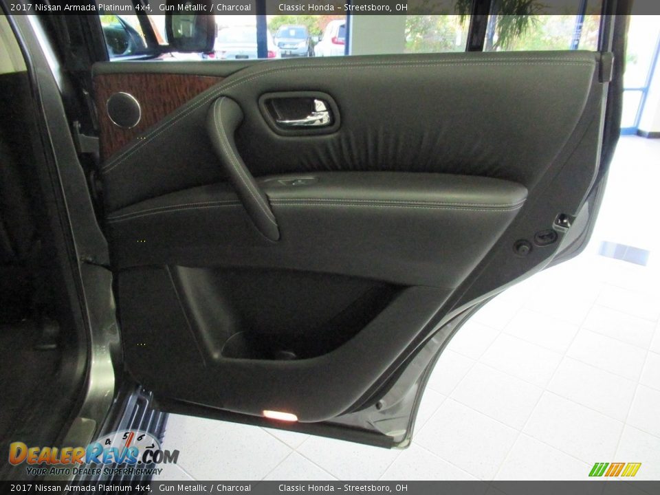 2017 Nissan Armada Platinum 4x4 Gun Metallic / Charcoal Photo #20