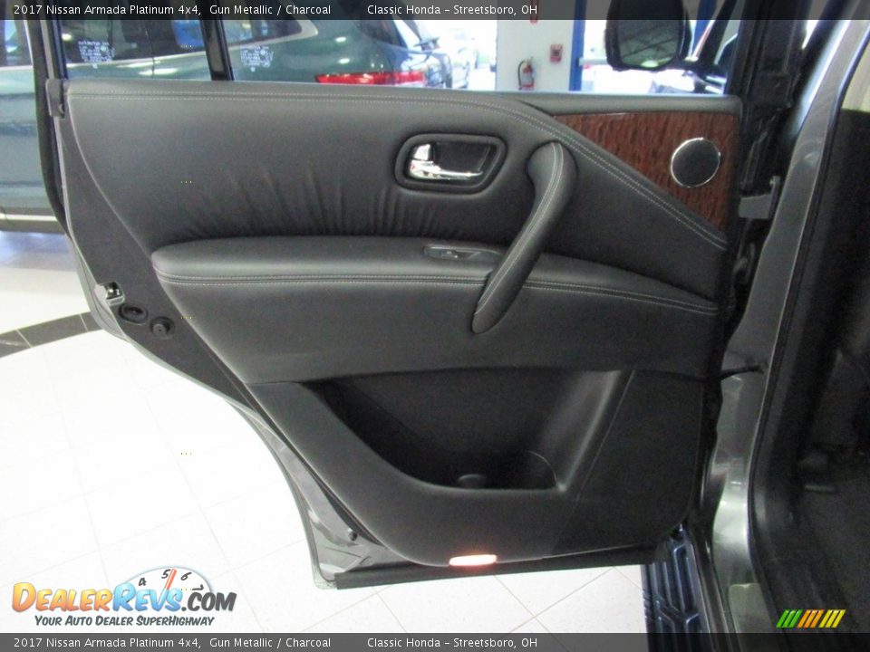 2017 Nissan Armada Platinum 4x4 Gun Metallic / Charcoal Photo #23