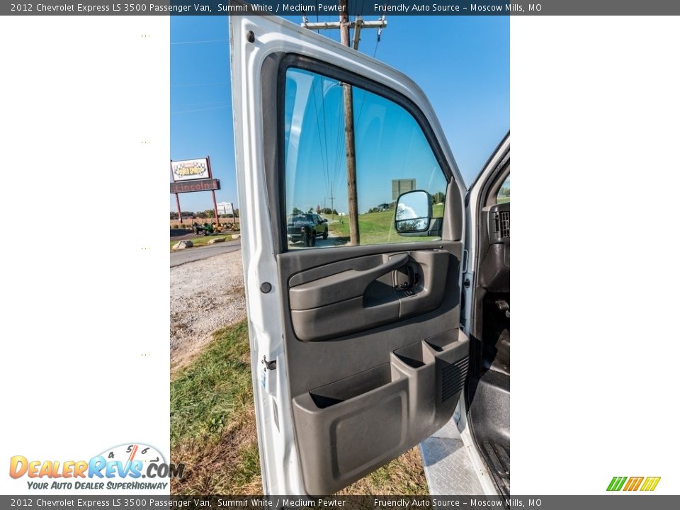 2012 Chevrolet Express LS 3500 Passenger Van Summit White / Medium Pewter Photo #20