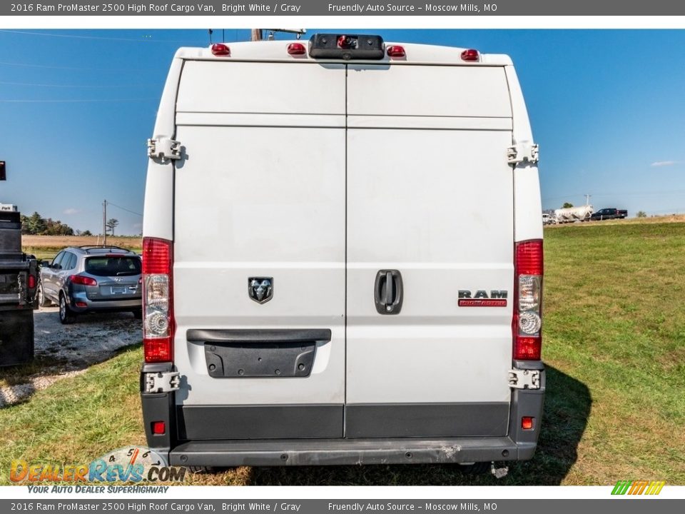 2016 Ram ProMaster 2500 High Roof Cargo Van Bright White / Gray Photo #5