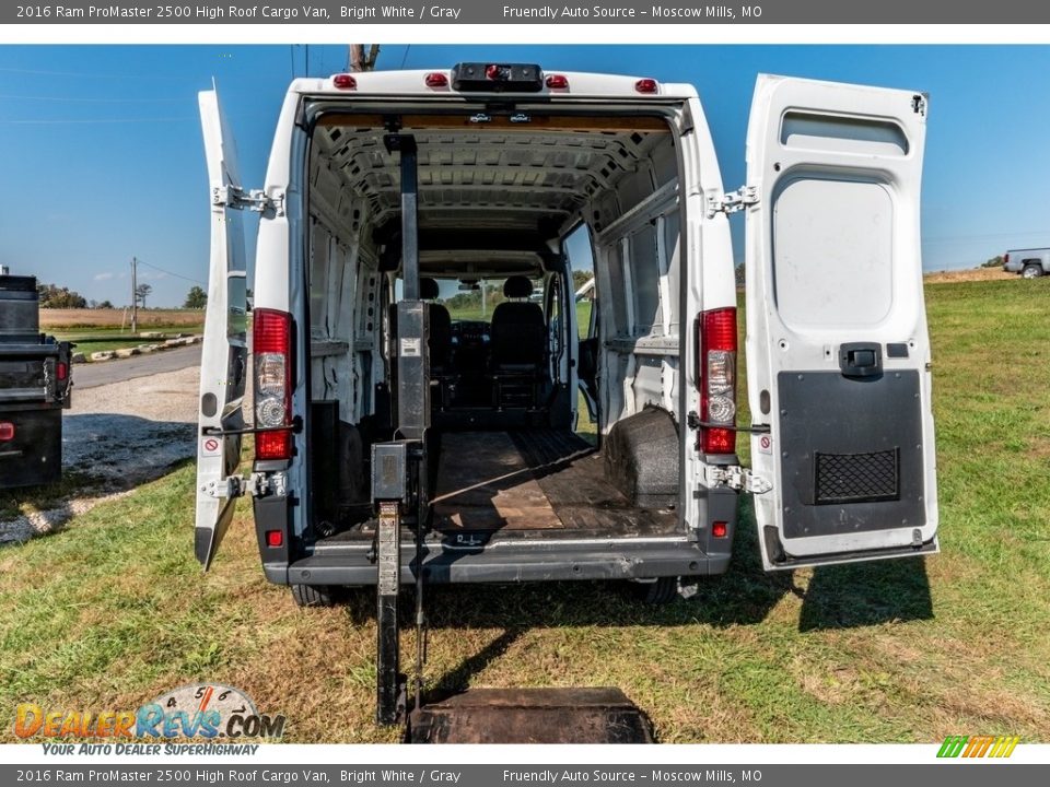 2016 Ram ProMaster 2500 High Roof Cargo Van Bright White / Gray Photo #21