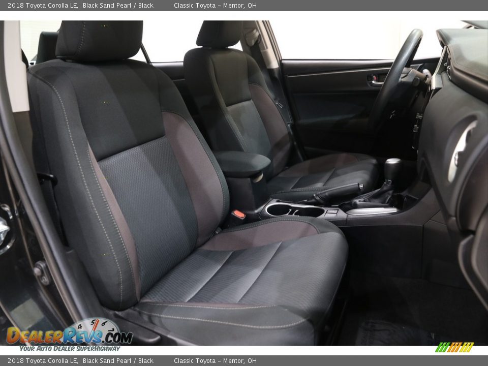 2018 Toyota Corolla LE Black Sand Pearl / Black Photo #13