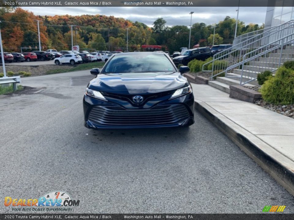 2020 Toyota Camry Hybrid XLE Galactic Aqua Mica / Black Photo #28