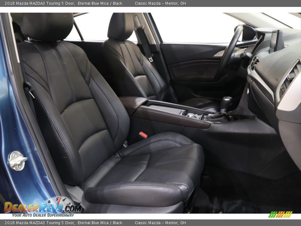 2018 Mazda MAZDA3 Touring 5 Door Eternal Blue Mica / Black Photo #15