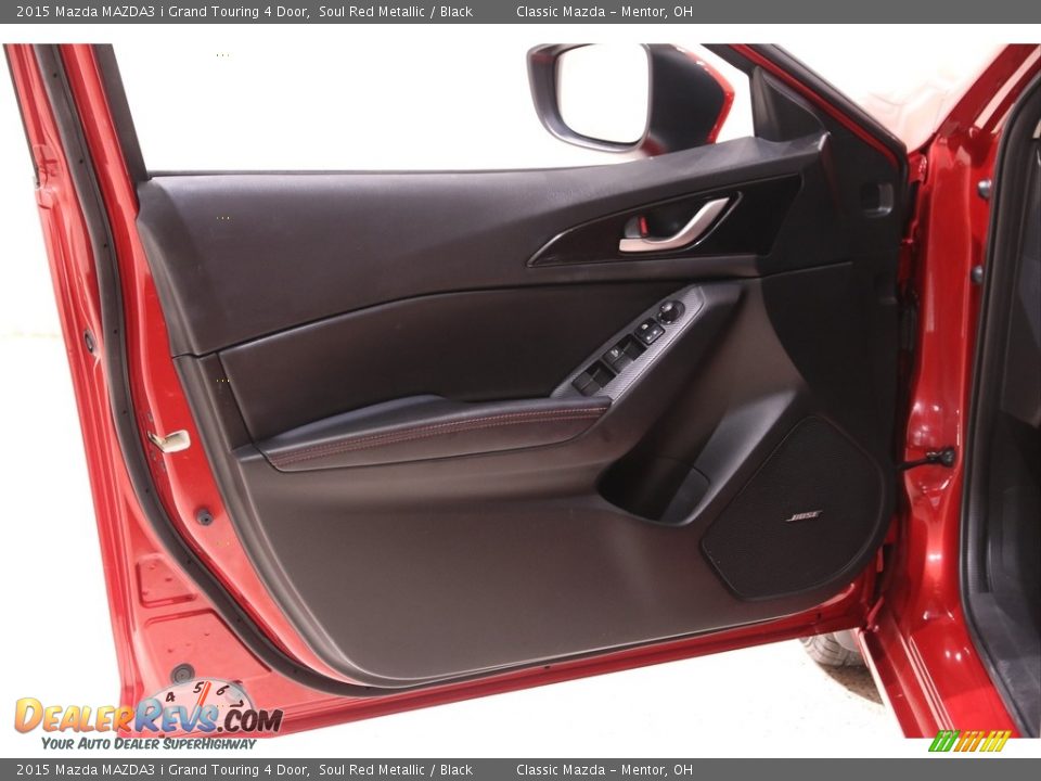 Door Panel of 2015 Mazda MAZDA3 i Grand Touring 4 Door Photo #4