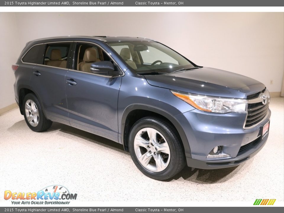 Front 3/4 View of 2015 Toyota Highlander Limited AWD Photo #1