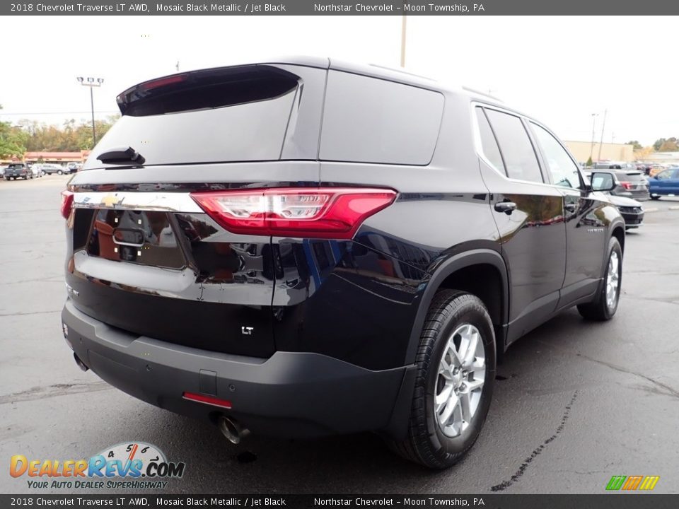 2018 Chevrolet Traverse LT AWD Mosaic Black Metallic / Jet Black Photo #8