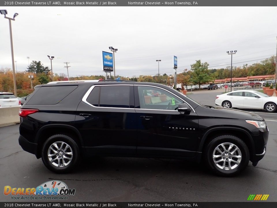 2018 Chevrolet Traverse LT AWD Mosaic Black Metallic / Jet Black Photo #10