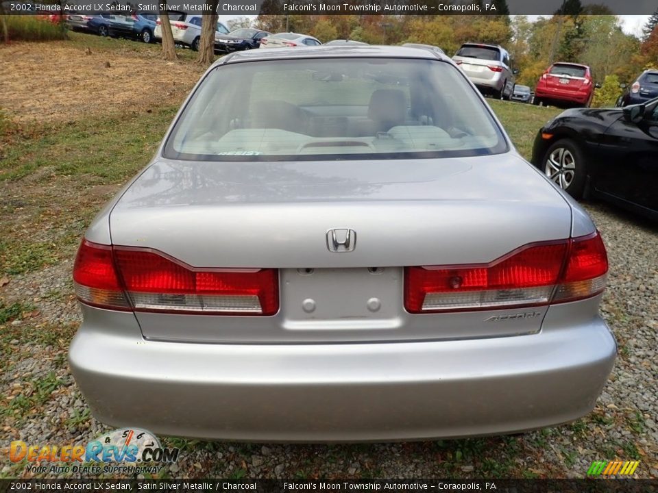 2002 Honda Accord LX Sedan Satin Silver Metallic / Charcoal Photo #3