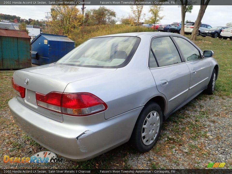 2002 Honda Accord LX Sedan Satin Silver Metallic / Charcoal Photo #4