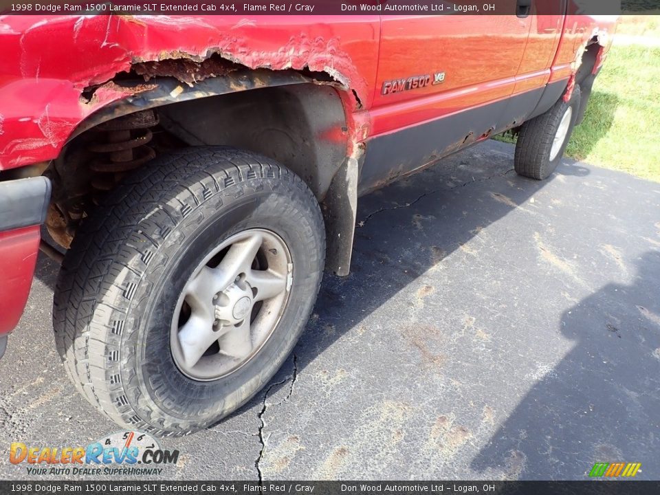 1998 Dodge Ram 1500 Laramie SLT Extended Cab 4x4 Flame Red / Gray Photo #7