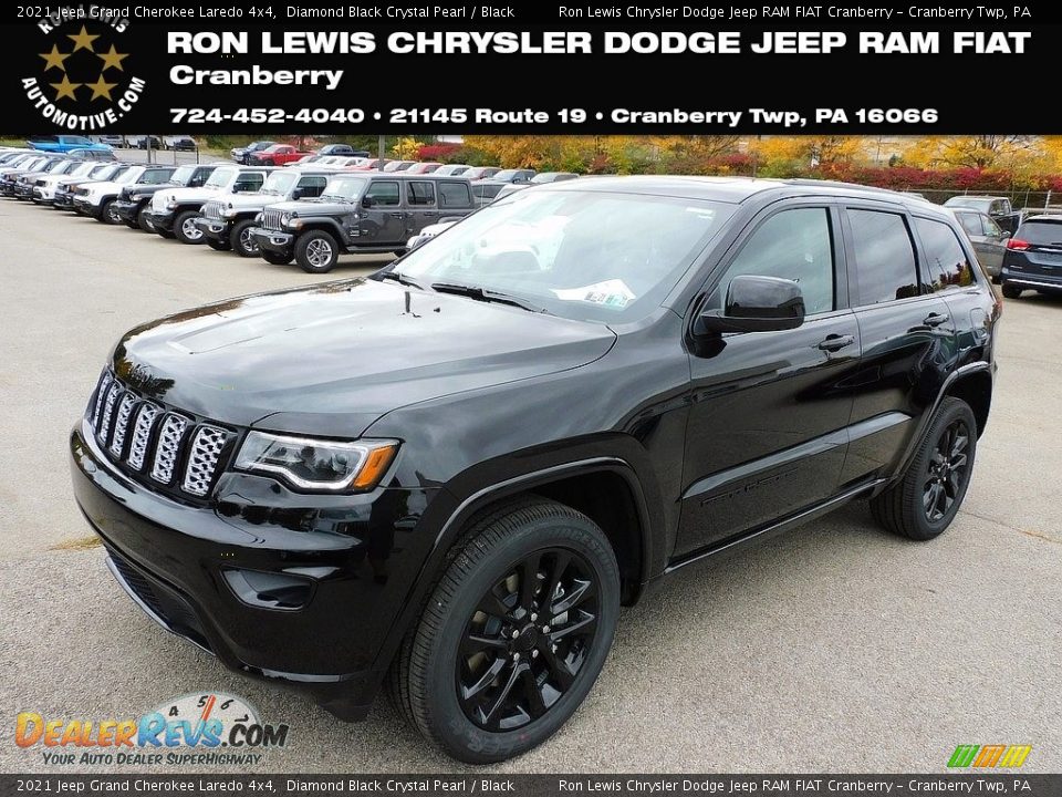 2021 Jeep Grand Cherokee Laredo 4x4 Diamond Black Crystal Pearl / Black Photo #1