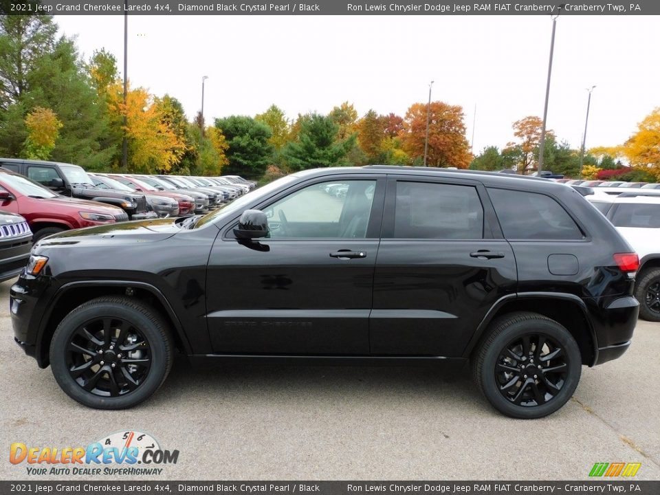 2021 Jeep Grand Cherokee Laredo 4x4 Diamond Black Crystal Pearl / Black Photo #9