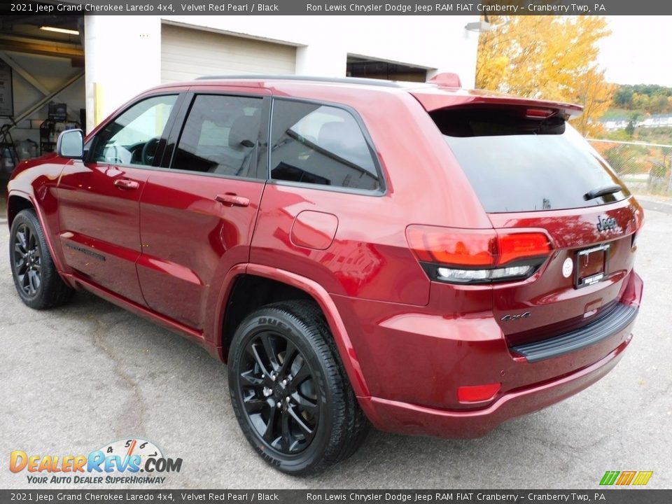 2021 Jeep Grand Cherokee Laredo 4x4 Velvet Red Pearl / Black Photo #8