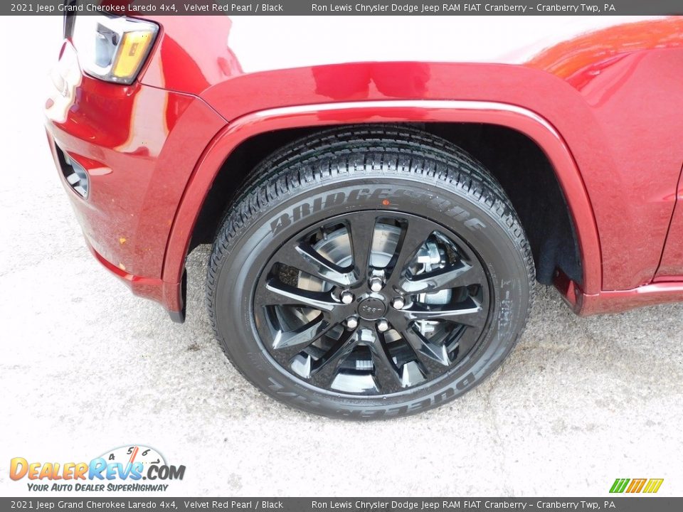 2021 Jeep Grand Cherokee Laredo 4x4 Velvet Red Pearl / Black Photo #10