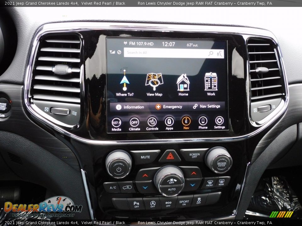 2021 Jeep Grand Cherokee Laredo 4x4 Velvet Red Pearl / Black Photo #17