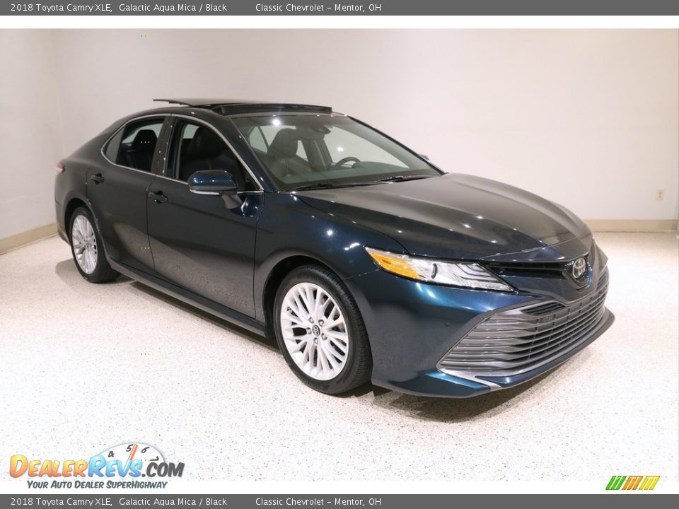 2018 Toyota Camry XLE Galactic Aqua Mica / Black Photo #1