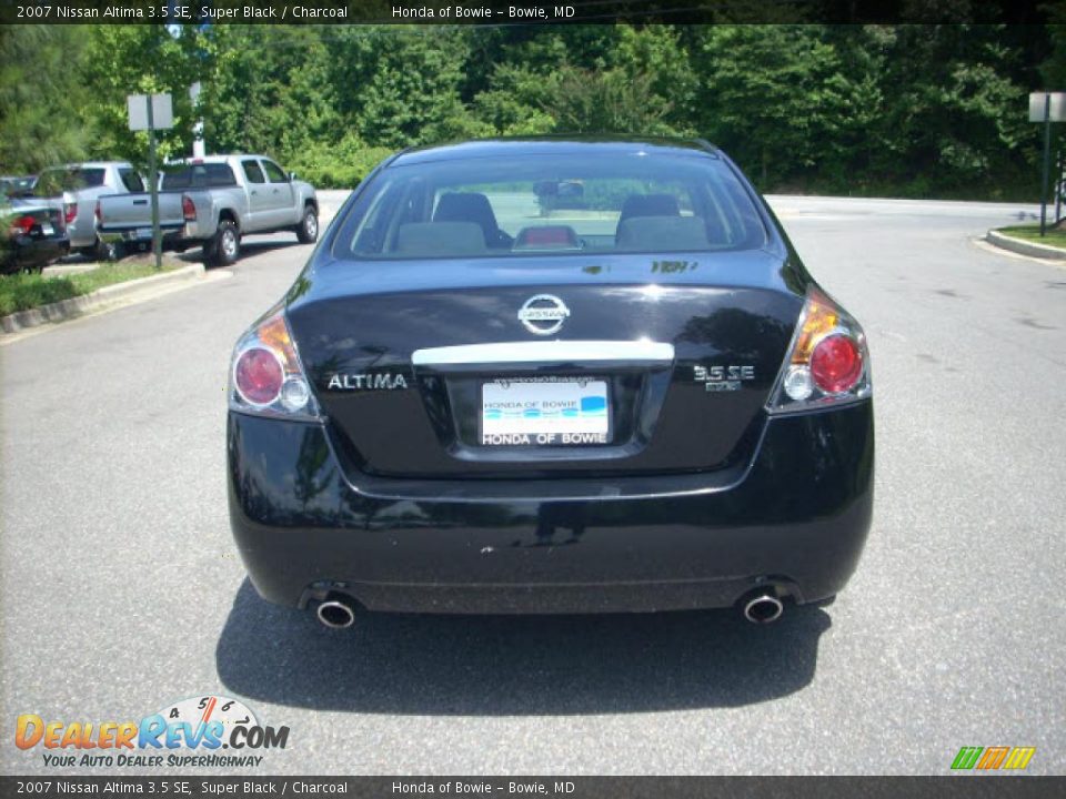2007 Nissan Altima 3.5 SE Super Black / Charcoal Photo #4