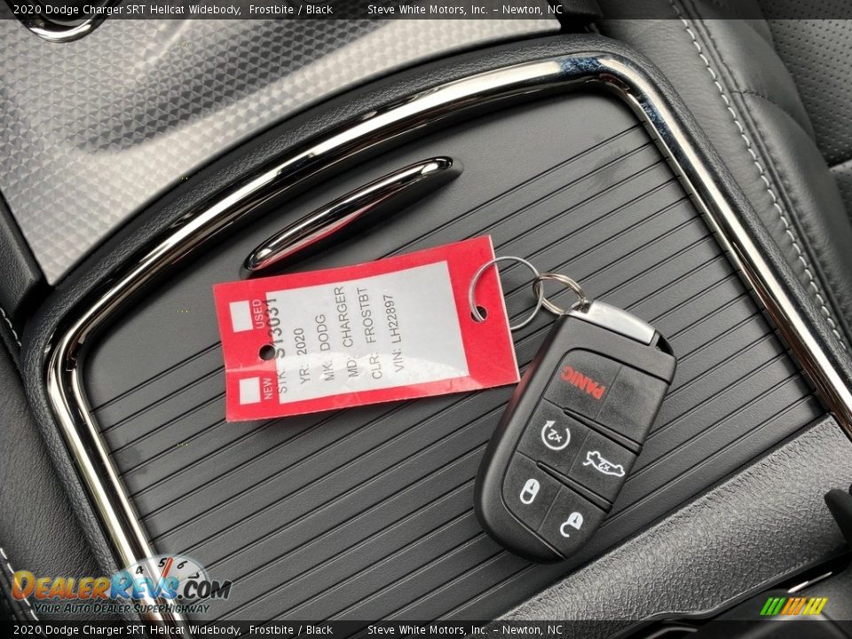 Keys of 2020 Dodge Charger SRT Hellcat Widebody Photo #31