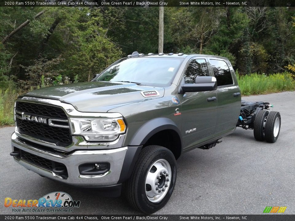 2020 Ram 5500 Tradesman Crew Cab 4x4 Chassis Olive Green Pearl / Black/Diesel Gray Photo #2