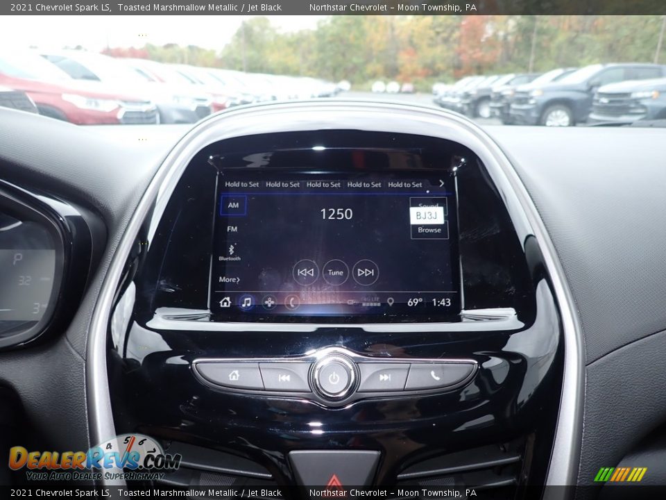 Controls of 2021 Chevrolet Spark LS Photo #17