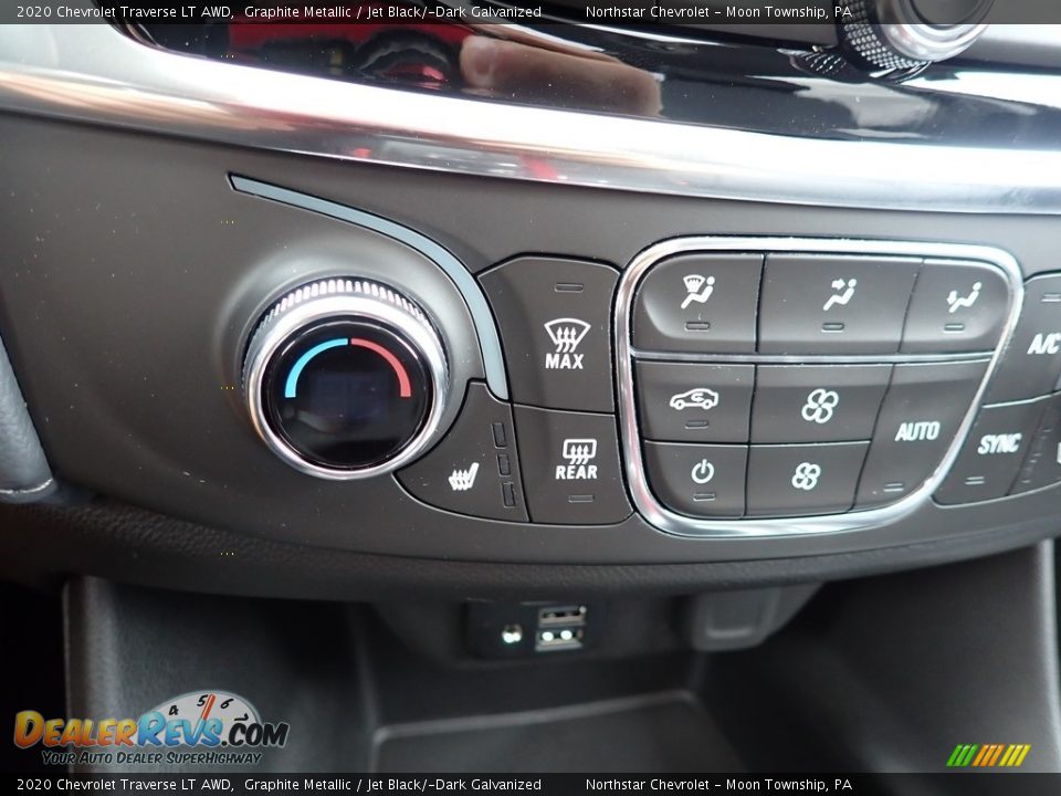 2020 Chevrolet Traverse LT AWD Graphite Metallic / Jet Black/­Dark Galvanized Photo #20