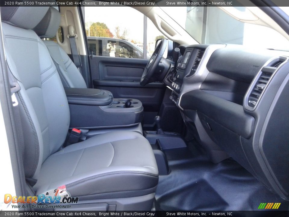 2020 Ram 5500 Tradesman Crew Cab 4x4 Chassis Bright White / Black/Diesel Gray Photo #21