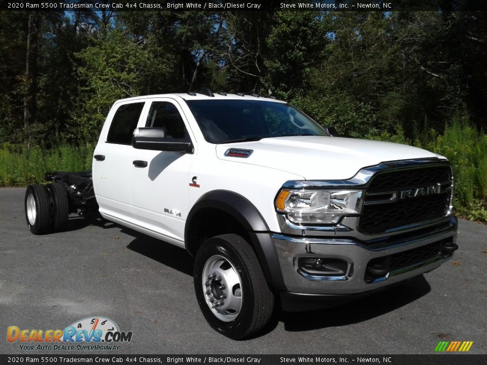 2020 Ram 5500 Tradesman Crew Cab 4x4 Chassis Bright White / Black/Diesel Gray Photo #4