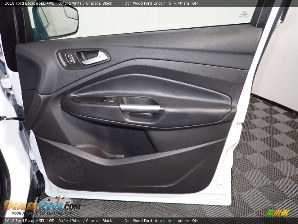 2018 Ford Escape SEL 4WD Oxford White / Charcoal Black Photo #26