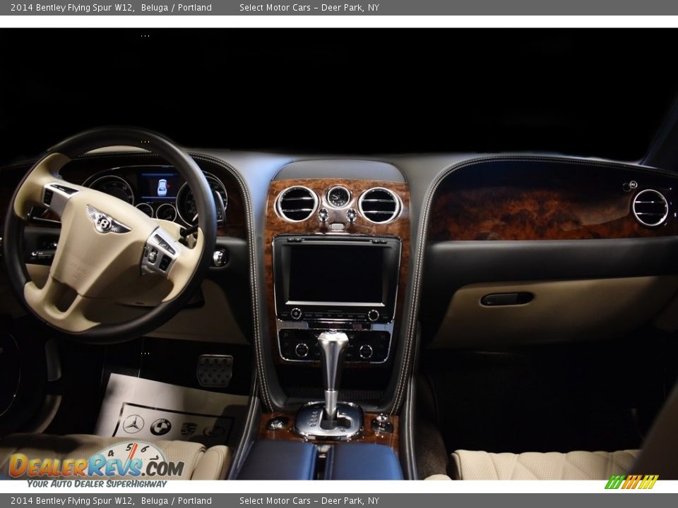 Dashboard of 2014 Bentley Flying Spur W12 Photo #20