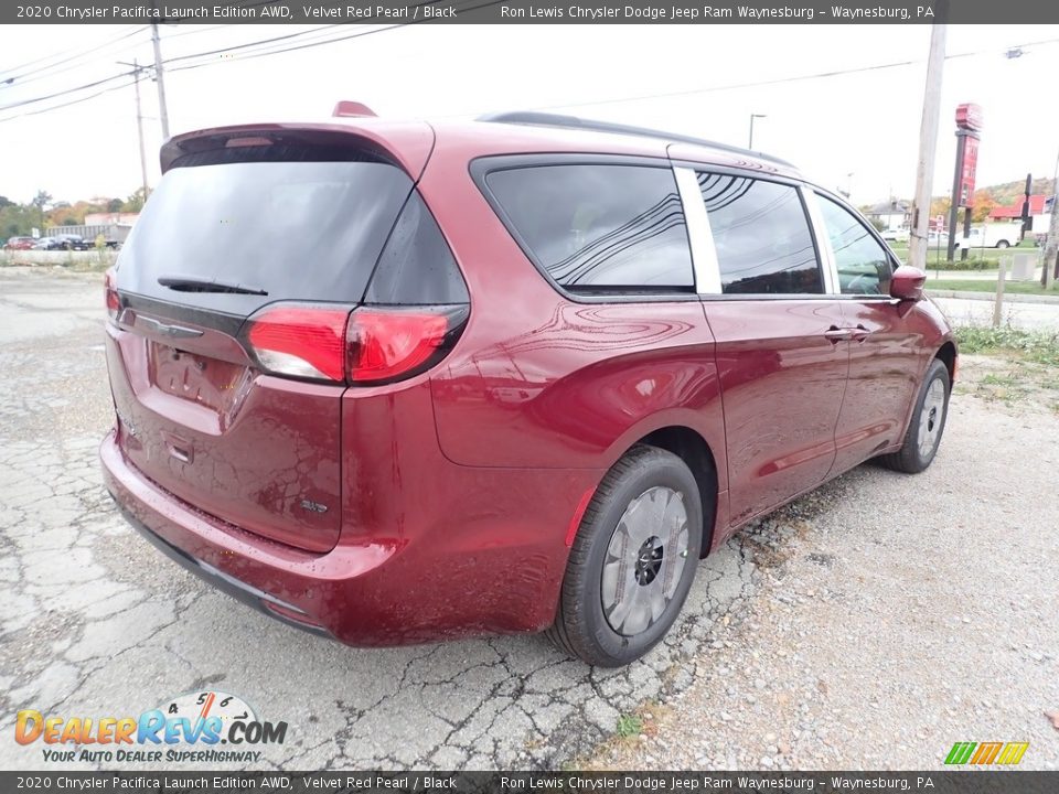 2020 Chrysler Pacifica Launch Edition AWD Velvet Red Pearl / Black Photo #5