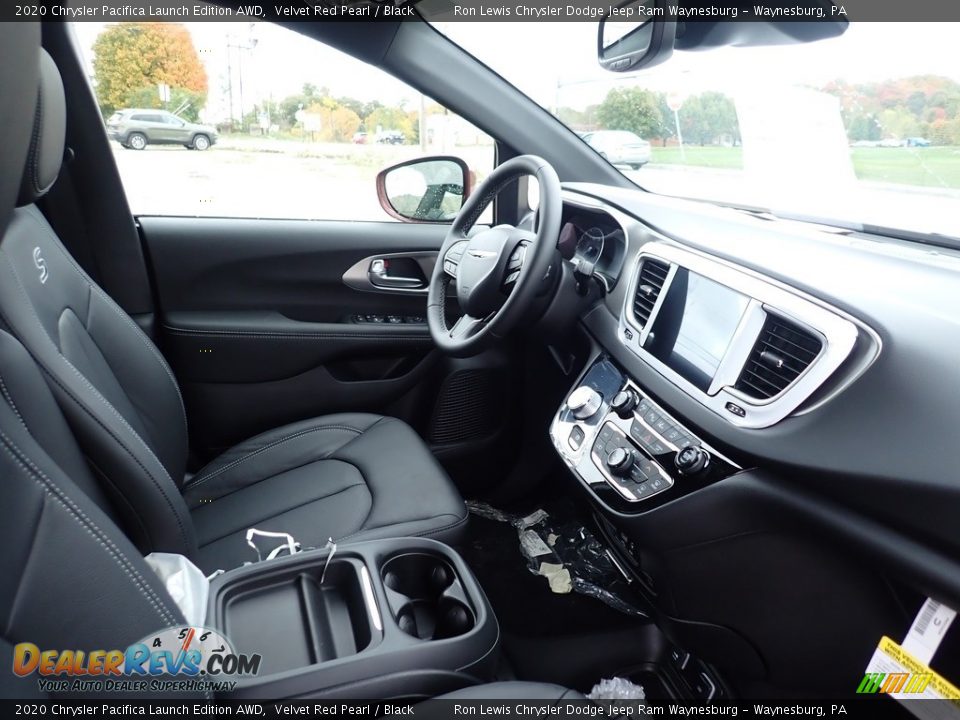 2020 Chrysler Pacifica Launch Edition AWD Velvet Red Pearl / Black Photo #10