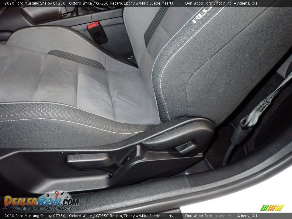 2020 Ford Mustang Shelby GT350 Oxford White / GT350 Recaro/Ebony w/Miko Suede Inserts Photo #17