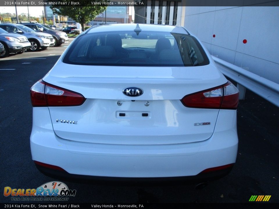 2014 Kia Forte EX Snow White Pearl / Black Photo #4