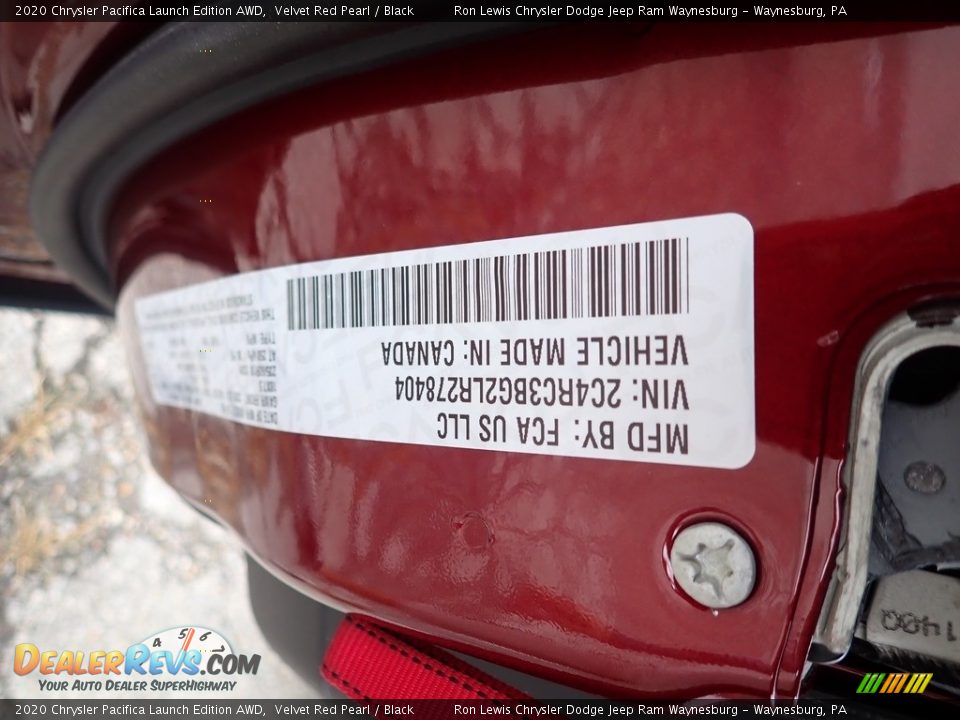 2020 Chrysler Pacifica Launch Edition AWD Velvet Red Pearl / Black Photo #16