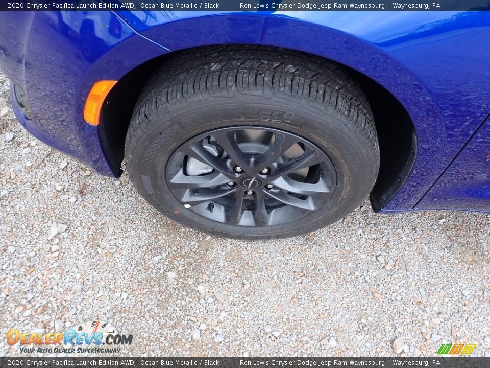 2020 Chrysler Pacifica Launch Edition AWD Ocean Blue Metallic / Black Photo #2