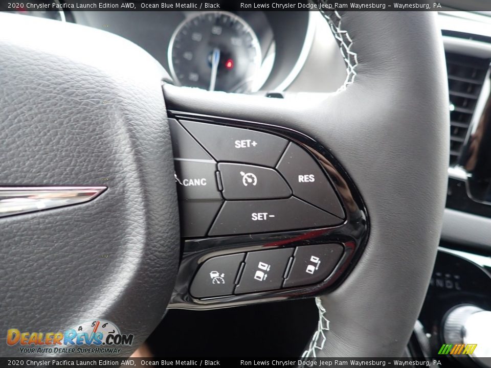 2020 Chrysler Pacifica Launch Edition AWD Steering Wheel Photo #19