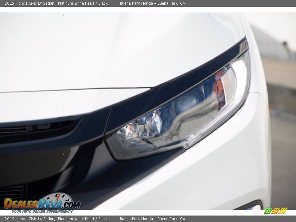 2019 Honda Civic LX Sedan Platinum White Pearl / Black Photo #9