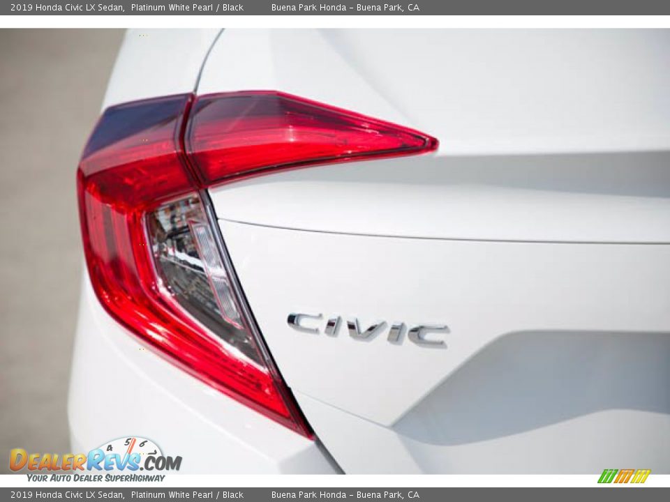 2019 Honda Civic LX Sedan Platinum White Pearl / Black Photo #12