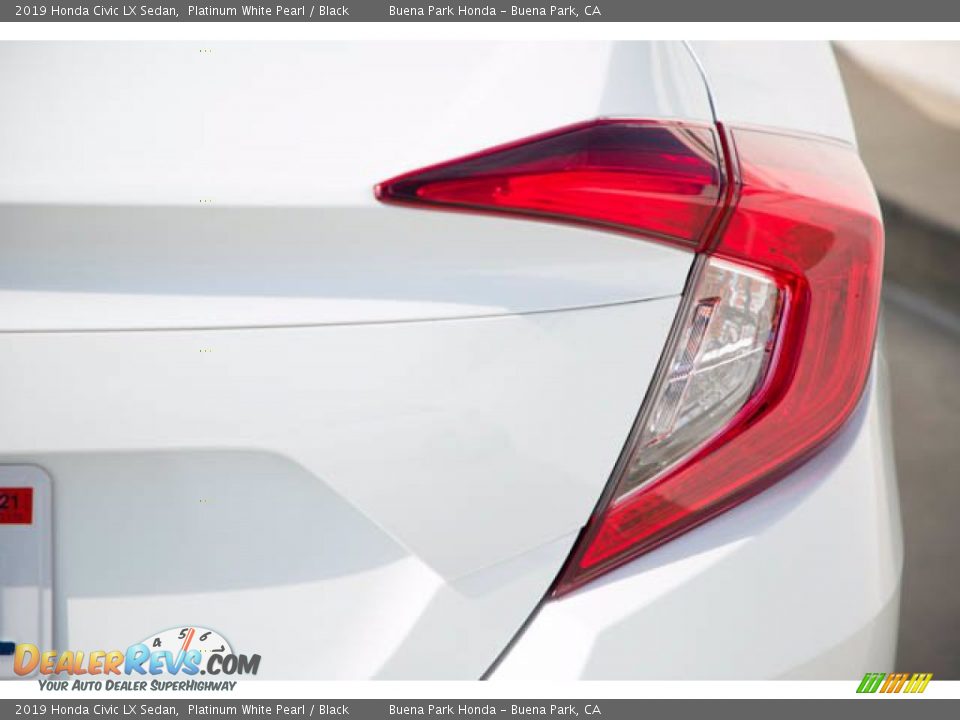 2019 Honda Civic LX Sedan Platinum White Pearl / Black Photo #13