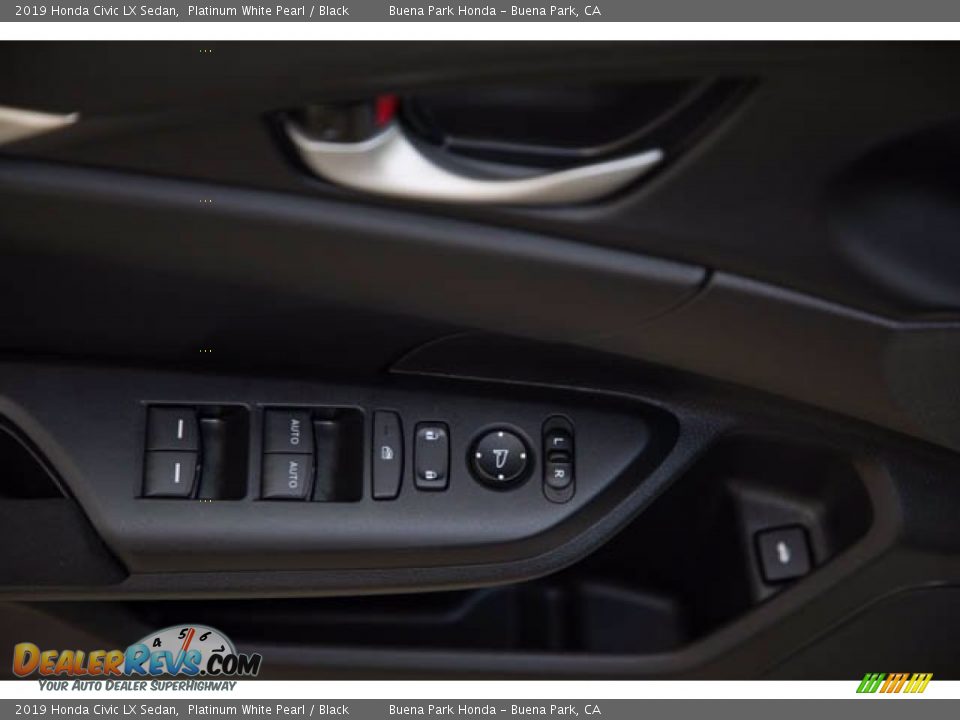 2019 Honda Civic LX Sedan Platinum White Pearl / Black Photo #29