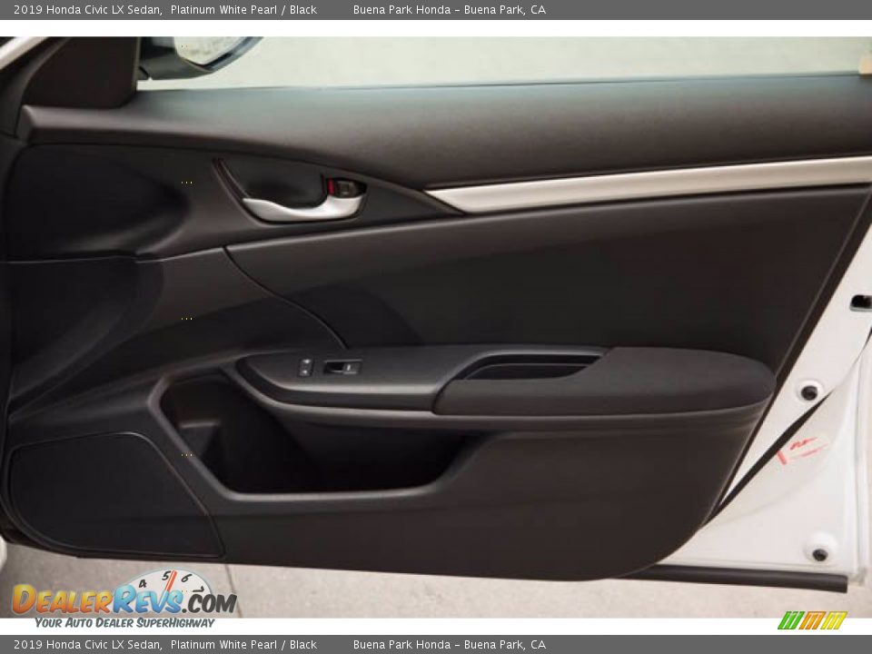 2019 Honda Civic LX Sedan Platinum White Pearl / Black Photo #32