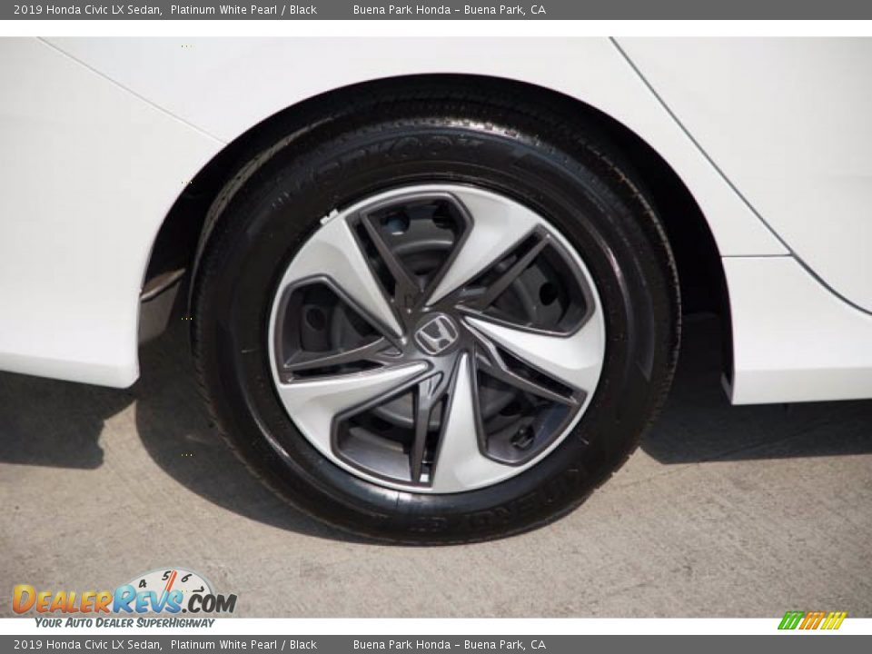 2019 Honda Civic LX Sedan Platinum White Pearl / Black Photo #34