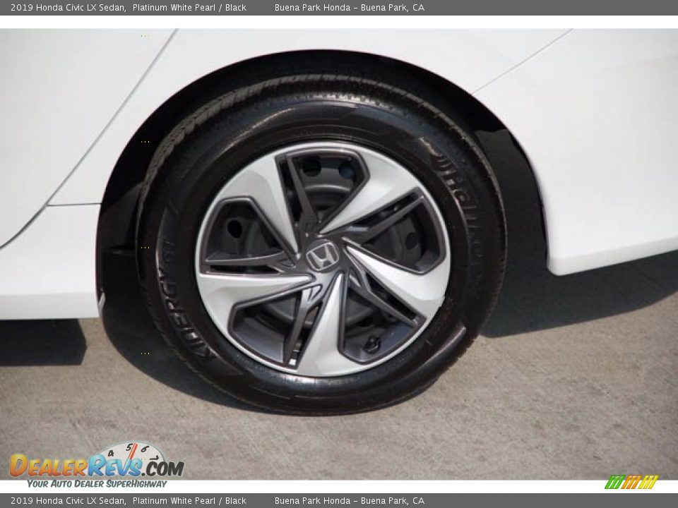 2019 Honda Civic LX Sedan Platinum White Pearl / Black Photo #36